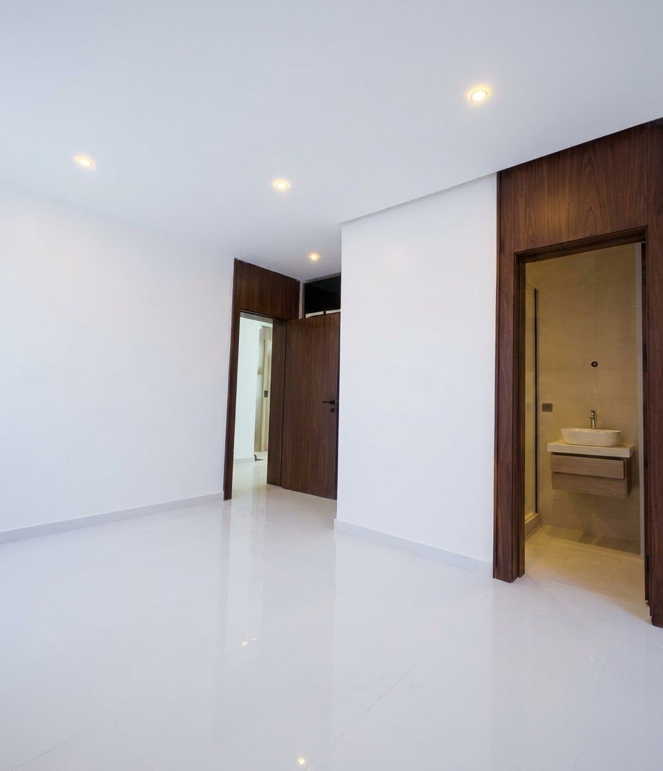 Luxury 6 bedroom Image 2